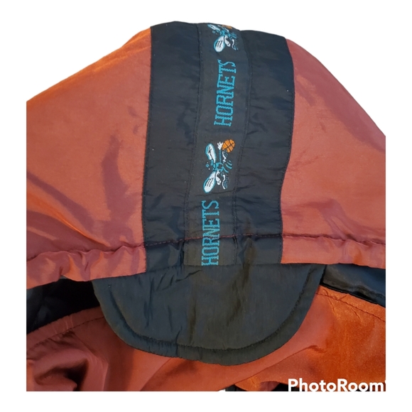 Vintage Charlotte Hornets Full Zipper Button Up Windbreaker Track Jacket Coat - Picture 8 of 9
